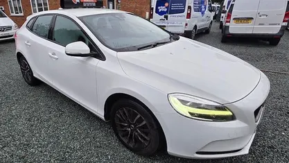 Used 2019 Volvo V40 Momentum Hatchback | £6,295 (Good price)