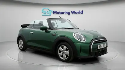 Used Mini Cooper Cabriolet Classic 136 HP (100 kW) 2021 Green Cabriolet