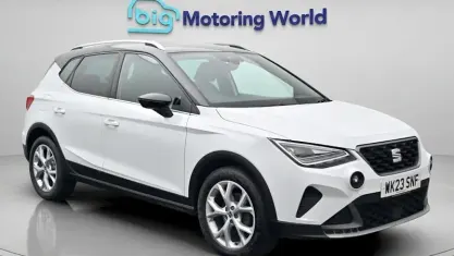 Used Seat Arona FR 110 HP (80 kW) 2023 White SUV
