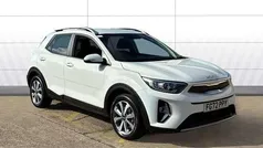 White Used 2022 Kia Stonic 2 SUV | £13,665 (Fair price)