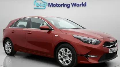 Used Kia Ceed 120 HP (88 kW) 2021 Red Hatchback