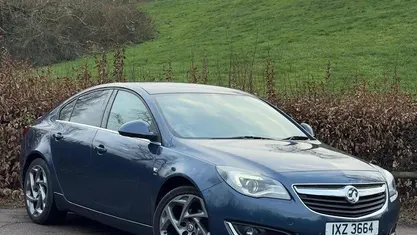 Used Vauxhall Insignia SRi 136 HP (100 kW) 2016 Hatchback