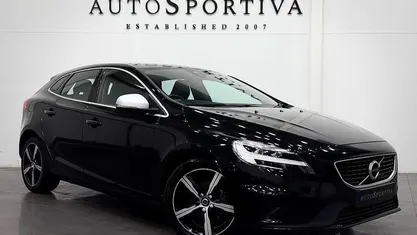 Black Used 2018 Volvo V40 R-Design Hatchback | £9,900 (Fair price)