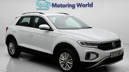 Usado VW T-Roc Life 150 HP (110 kW) 2025 SUV