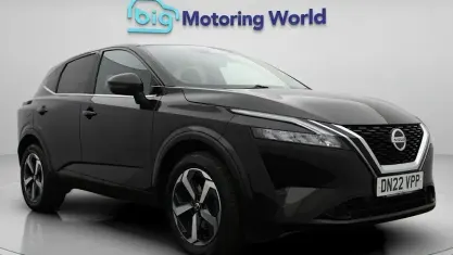 Used Nissan Qashqai N-Connecta 140 HP (102 kW) 2022 Black SUV