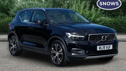 Used Volvo XC40 Inscription 190 HP (139 kW) 2019 Black SUV