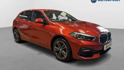 Used BMW 118 Sport Line 136 HP (100 kW) 2023 Orange Hatchback