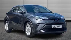 Decuma grey Used 2023 Toyota C-HR SUV | £19,800 (Fair price)