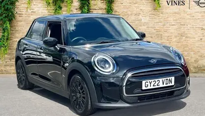 Used Mini Cooper Classic 136 HP (100 kW) 2022 Black Hatchback