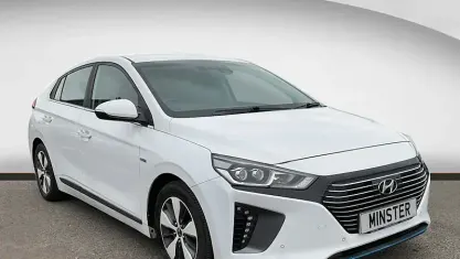Begagnad Hyundai Ioniq Premium SE 141 HK (103 kW) 2019 Halvkombi