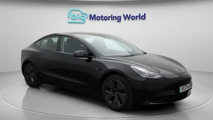 Used 2021 Tesla Model 3 Standard Range Plus Sedan | £18,800 (Fair price)