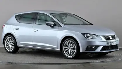 Used Seat Leon SE Dynamic 116 HP (85 kW) 2020 Silver Hatchback