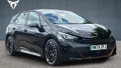 Begagnad Cupra Born e-Boost 169 kW (231 HK) 2026 Halvkombi