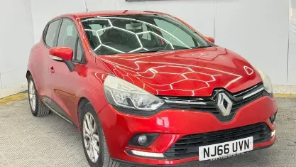Used Renault Clio Dynamique 90 HP (66 kW) 2018 Hatchback