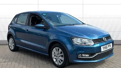 Used VW Polo SE 60 HP (44 kW) 2015 Blue Hatchback
