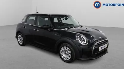 Used Mini ONE Classic 102 HP (75 kW) 2022 Black Hatchback