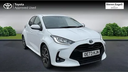 Used Toyota Yaris Hybrid Design 116 HP (85 kW) 2025 Hatchback