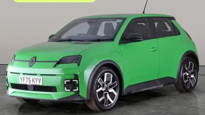Käytetty Renault 5 E-Tech Evolution 89 kW (122 HP) 2025 Viistoperä