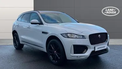 White Used 2020 Jaguar F-Pace Chequered Flag SUV | £22,947 (Fair price)