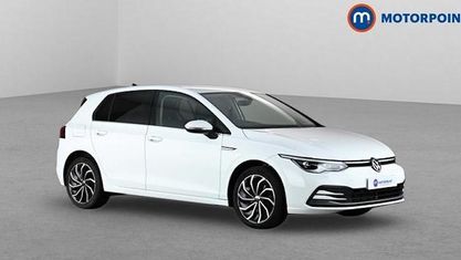 Second-hand VW Golf VIII Edition 131 CP (96 kW) 2023 Alb Hatchback