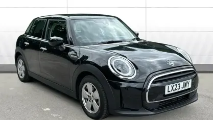 Used Mini Cooper Classic 156 HP (114 kW) 2022 Black Hatchback