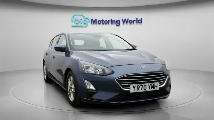 Used Ford Focus Zetec 95 HP (69 kW) 2020 Blue Hatchback