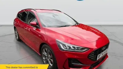 Used Ford Focus ST-Line 155 HP (114 kW) 2025 Red Estate