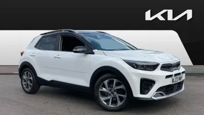 Second-hand Kia Stonic GT-Line S 120 CP (88 kW) 2023 Alb SUV