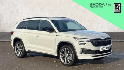 Used 2024 Skoda Kodiaq SportLine SUV | £32,636 (Fair price)