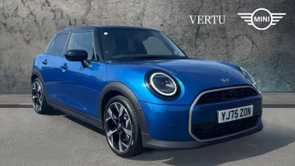 New Mini Cooper Exclusive 150 kW (204 HP) 2026 Icy sunshine blue Hatchback