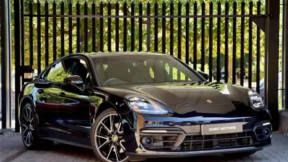 Used Porsche Panamera 330 HP (242 kW) 2021 Black Hatchback