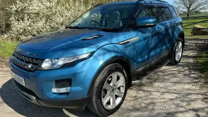 Used Land Rover Range Rover evoque Pure 190 HP (139 kW) 2013 Blue SUV