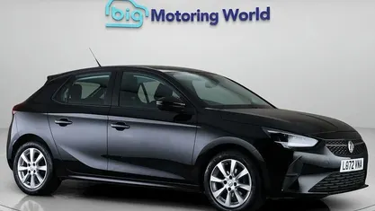 Second-hand Vauxhall Corsa Design Edition 75 CP (55 kW) 2022 Negru Hatchback