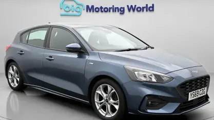 Usado Ford Focus ST-Line 125 HP (91 kW) 2020 Azul Citadino