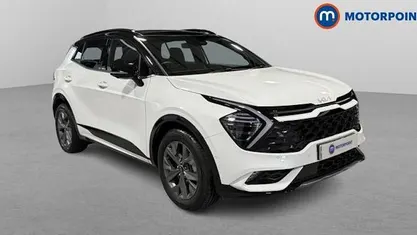 White Used 2023 Kia Sportage GT-Line S SUV | £26,899 (Fair price)