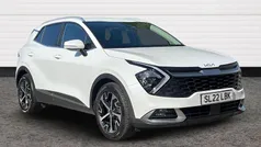 White Used 2022 Kia Sportage 3 SUV | £19,250 (Fair price)