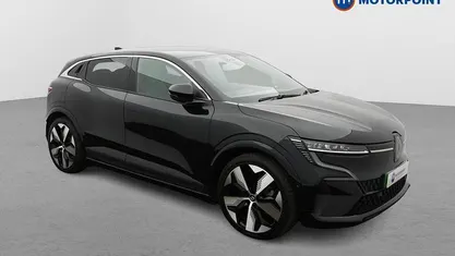 Black Used 2024 Renault Megane E-Tech Komfort Hatchback | £20,749 (Fair price)