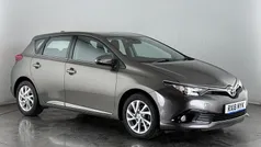 Bronze Used 2018 Toyota Auris Hatchback | £12,100 (Fair price)