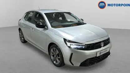 Begagnad Vauxhall Corsa Design Edition 75 HK (55 kW) 2023 Grå Halvkombi