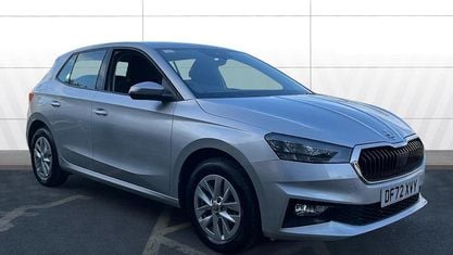 Używany Skoda Fabia Comfort 95 KM (69 kW) 2023 Srebrny Hatchback