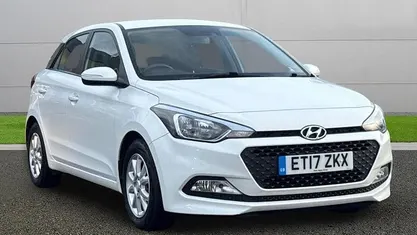 White Used 2017 Hyundai i20 SE Hatchback | £10,499 (Fair price)