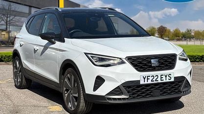 Usado Seat Arona FR Sport 110 HP (80 kW) 2023 SUV