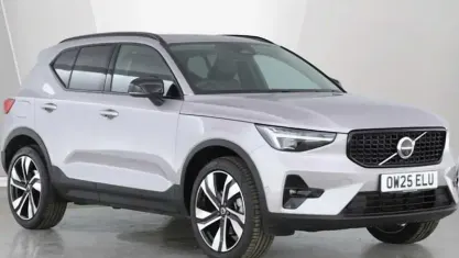 Used Volvo XC40 Ultra 163 HP (119 kW) 2025 Silver SUV