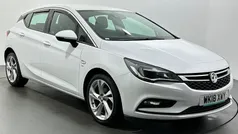 Used 2019 Vauxhall Astra SRi Hatchback | £7,988 (Fair price)