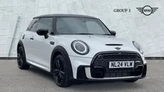 White Used 2024 Mini Cooper S Hatch Hatchback | £25,295 (Fair price)