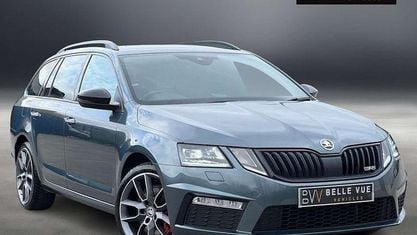 Usado Skoda Octavia vRS 245 CV (180 kW) 2019 Gris Familiar