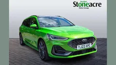 Green Used 2023 Ford Focus ST Estate | £24,495 (Fair price)