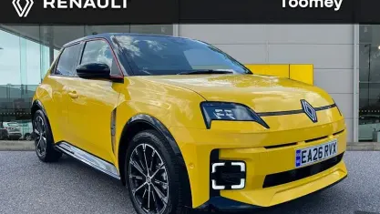 New Renault 5 E-Tech Iconic 110 kW (150 HP) 2026 Yellow Hatchback