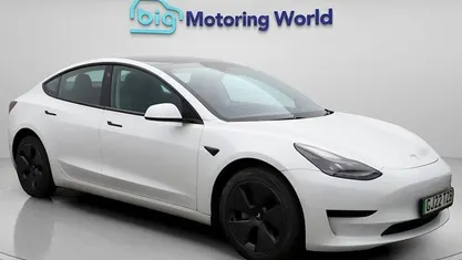 Used 2021 Tesla Model 3 Standard Range Sedan | £18,000 (Fair price)