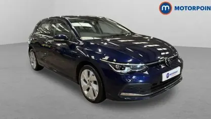 Used VW Golf VIII Style 131 HP (96 kW) 2024 Hatchback